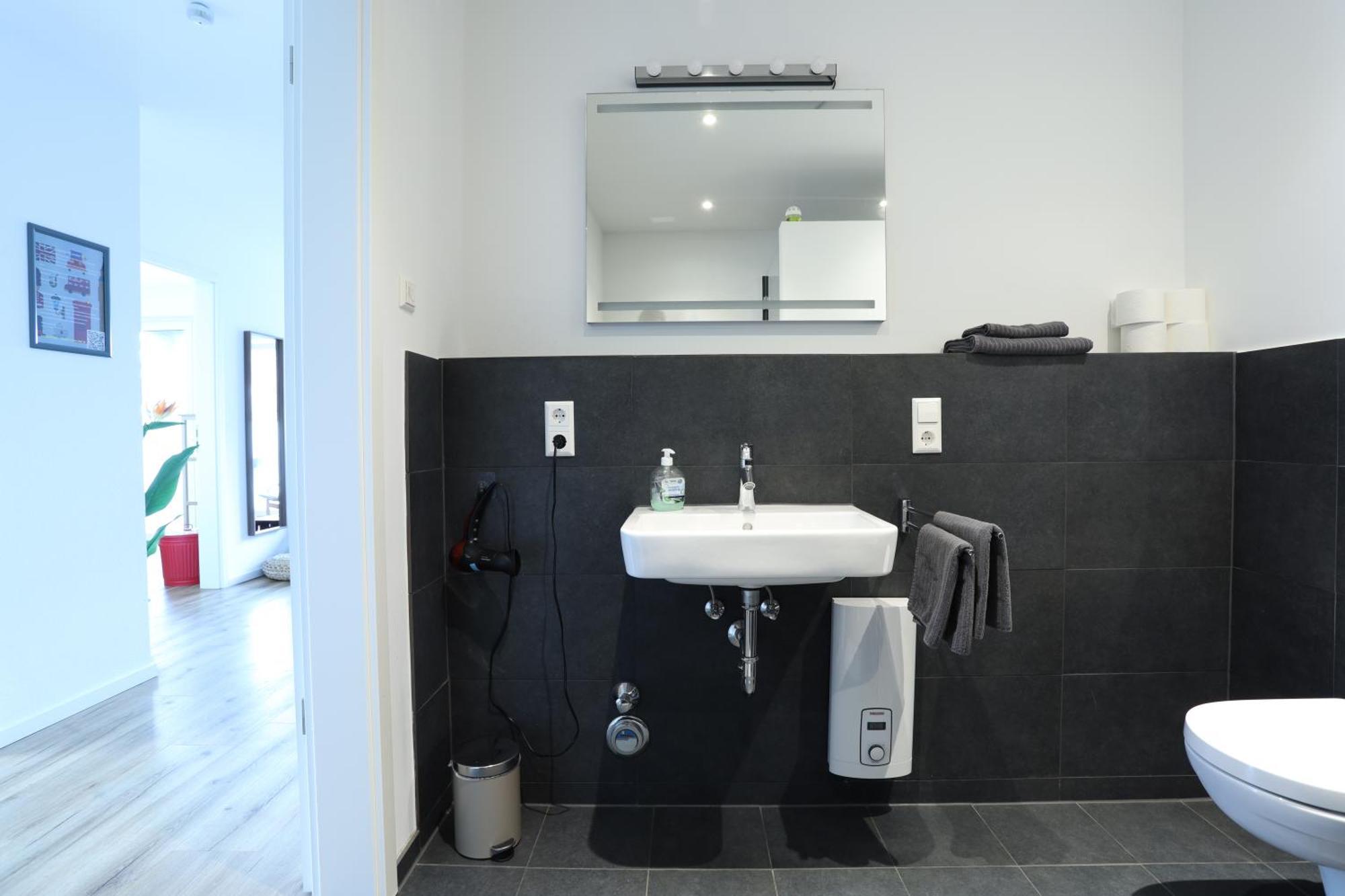 Apartment "London" In Erftstadt - 3 Zimmer & 63Qm - Nahe Koeln, Messe, Phantasialand & Bonn - Familienurlaub Oder Business Trip Eksteriør billede